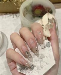 -莎拉美学·美甲美睫