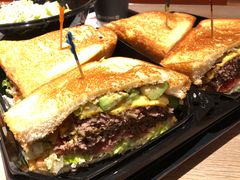 -The Habit Burger Grill 哈比特汉堡(复兴soho店)