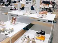 -hotwind热风(世纪东方广场店)