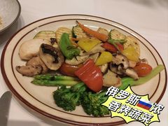 -马克西姆俄罗斯餐厅(通亚街店)