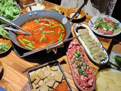-贵厨酸汤牛肉(小十字店)