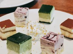 蛋糕拼盘-曼乐辰餐厅(中庚漫游城店)