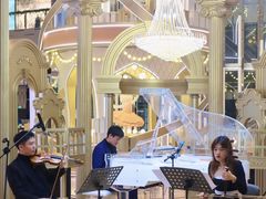 -上海尚嘉中心