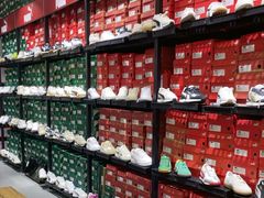 -五环Outlets(高新工厂店)