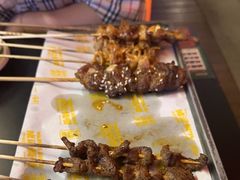 -威记烧嘢·南宁烧烤·超级生牛(绿地店)