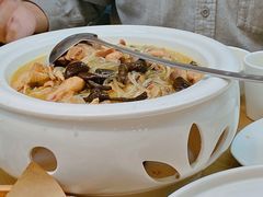 小鸡炖蘑菇-上关雪東北菜(中房金谊店)