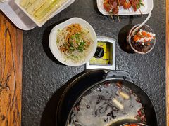 -川成串·自助串串香火锅(朝阳店)