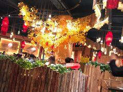 -老滇山寨•云南特色菜•地方菜•民族风情歌舞表演(金碧店)