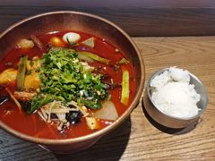 -成都你六姐·牛肉冒菜(上海环宇荟店)