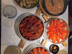 -巴厘龙虾·榜首油焖大虾(音乐学院·沿江酒馆店)