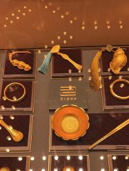 -周大福 CHOW TAI FOOK(新世界百货崇文店)