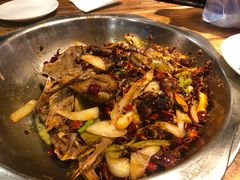主打的干锅鸭头-安诚居干锅鸭头(八角店)
