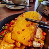 龙洞美食街｜高性价比的地道乐山跷脚牛肉，人均60不到‼️