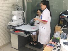 -诺柯视眼镜-蔡司依视路官方工厂店(淞南一店)