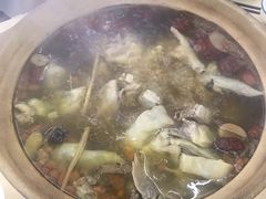 -威邵鸡煲(西华路总店)