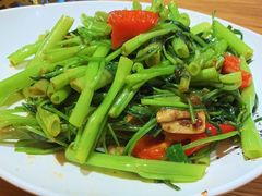 马拉盏炒通心菜-泰堤坊(淡水体育馆店)