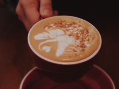 芝麻酱糖饼拿铁-COFFEE HOLIC(朝外SOHO店)