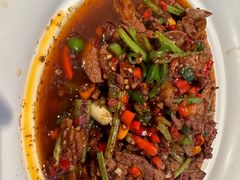 -阿瓦山寨·湘菜现炒·剁椒鱼头王(咸阳总店)