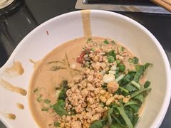 -潮汕三宝鲜牛肉火锅