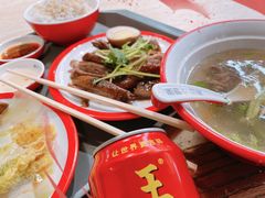 -大食代美食广场(上海中心店)