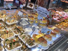 -巴黎贝甜(大宁国际商业广场店)