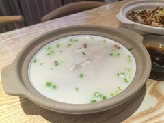 -叁煨蹄花·下饭盐帮菜(人民广场店)