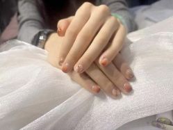 -今玥美甲美睫