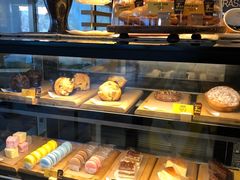 面包甜点陈列柜-麦当劳(南京路2店)