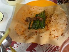 -刘姐啤酒鱼民族演艺餐厅(西街总店)