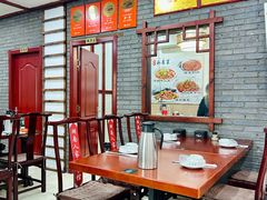 -湖南人家湘菜馆(镇江路店)