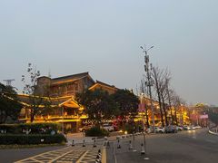 -鸿恩陶然大观园
