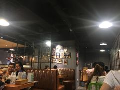 -肥肥虾庄·金牌油焖大虾(杨园滨江时代walk店)