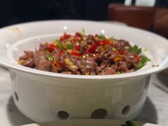 -渝信川菜 · 川味家常菜(财富购物中心店)