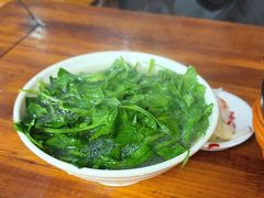 -杨三娘跷脚牛肉(羊子山西路店)