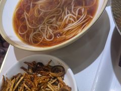 -弄堂咪道-饭香·面香·馄饨香(兴梅店)