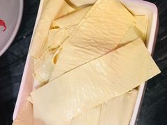 豆腐皮-热火朝天鲜切牛肉火锅(南强街巷店)