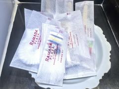 -曼谷湄南河畔华美达广场酒店