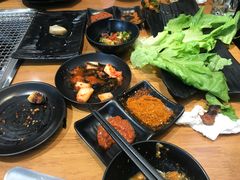 -肉甲韩国木炭烤肉(新壹街1店)
