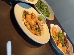 -大头虾越式风味餐厅(光明广场店)