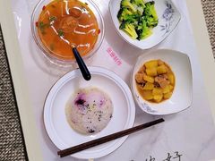 -爱月宝月嫂·育儿嫂