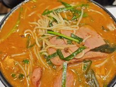 -肥汁米蘭香港米线(长宁来福士店)