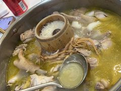 -朴小妹人参鸡汤火锅(长白山万达店)