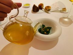 鹅肝鲍鱼香菇汤-Odette