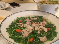 鲜瑶柱肉片浸枸杞叶-炳胜公馆(珠江新城店)