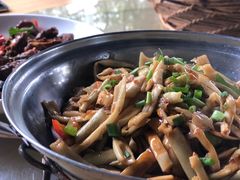 -秋香鱼馆(世凹桃园店)