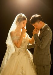 -女王风尚STUDIO·轻奢化定制