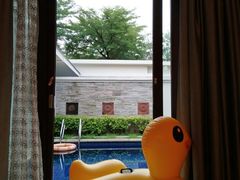 -三亚湾海居铂尔曼度假酒店