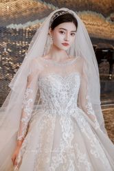 -艾米丽婚纱礼服