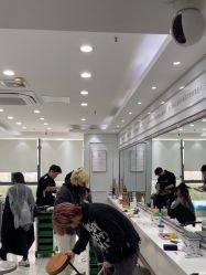 -镁连社·美联社