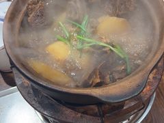 -阿润打边炉·鲜切鸡煲(华漕店)